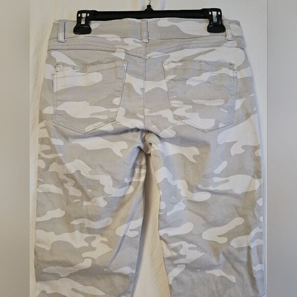 Democracy Jeans Women’s Sz 8 (31x26.5) Ab Technology Skinny Crop Gray White Camo - Picture 7 of 8